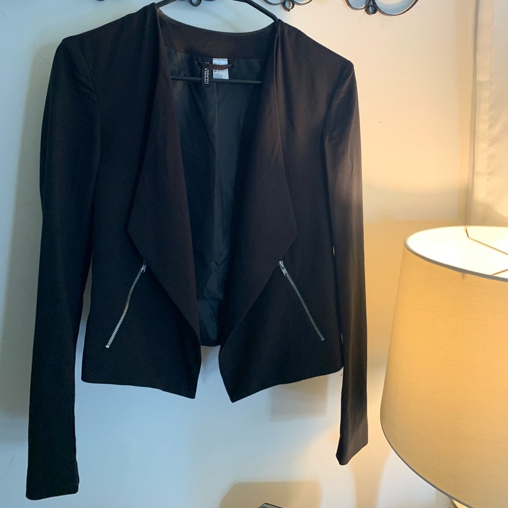 H&M DIVIDED BLAZER W/ ZIPPER ACCENTS
